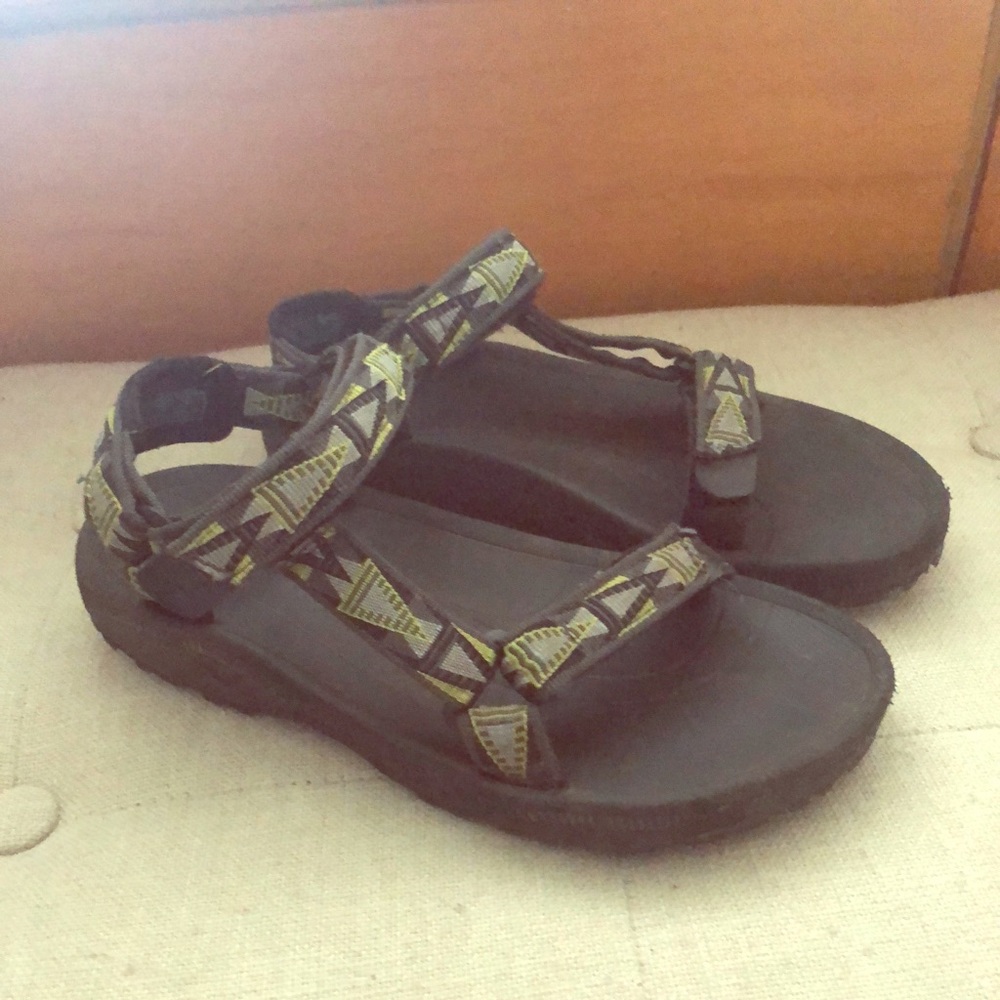 Boys teva sandals